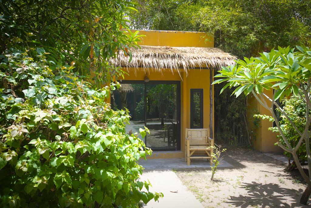 Hotel The Blue Parrot Ko Pha Ngan Exterior foto