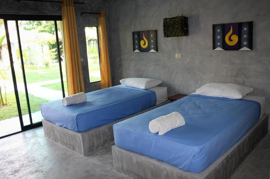 Hotel The Blue Parrot Ko Pha Ngan Zimmer foto