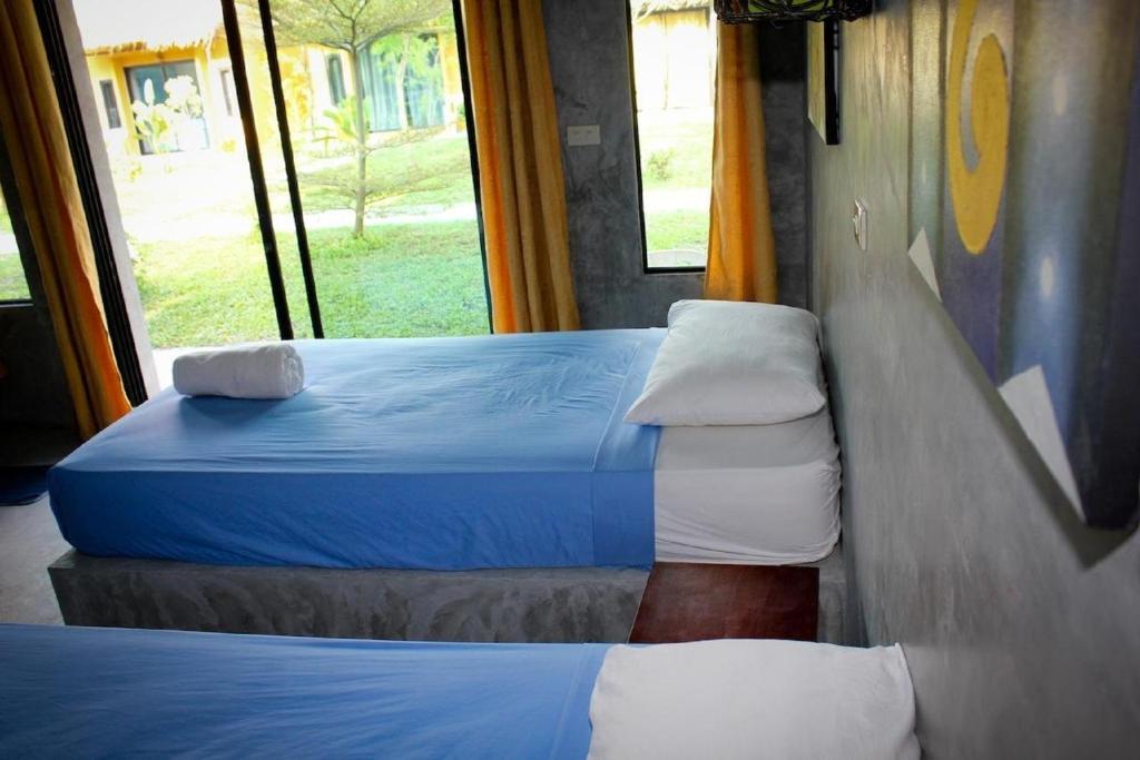 Hotel The Blue Parrot Ko Pha Ngan Zimmer foto